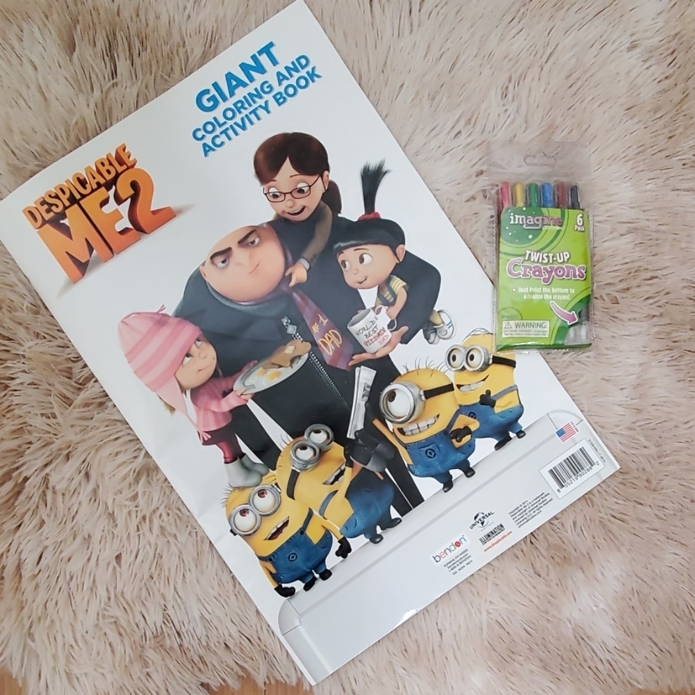 DESPICABLE ME2 COLORING BOOK SET